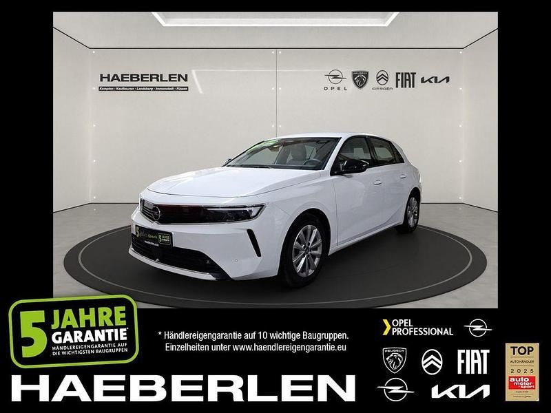 Jade weiss/arktis weiss Gebraucht 2022 Opel Astra Edition Limousine | 18.880 € (Fairer Preis) - Bild 1/4