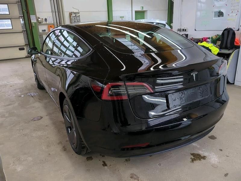 Occasion Tesla Model 3 RWD 239 kW (325 ch) 2022 Noir Berline