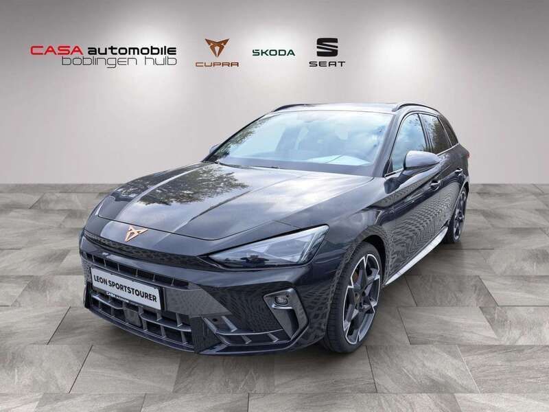 Midnight schwarz metallic Gebraucht 2024 Cupra Leon Kombi | 37.390 € (Etwas zu teuer) - Bild 1/4