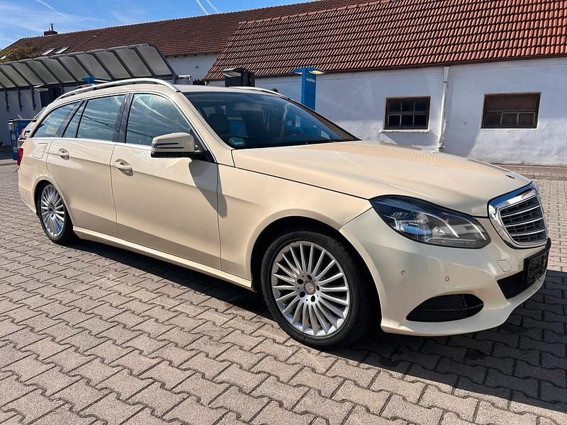 Second-hand Mercedes E250 204 CP (150 kW) 2014 Bej Break