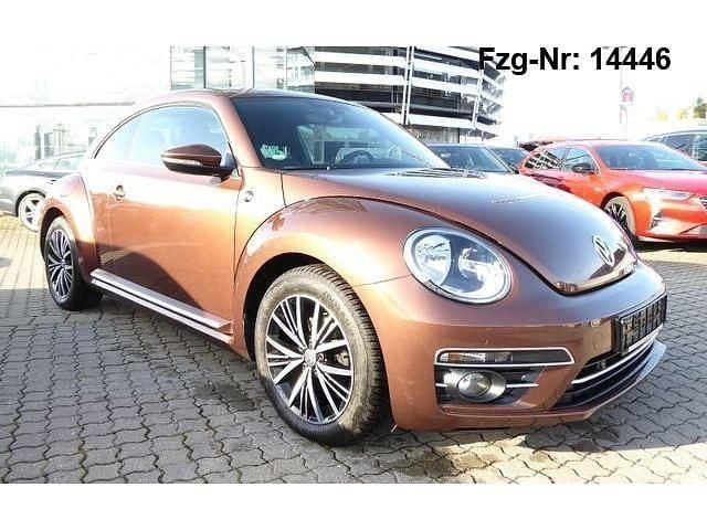 Braun Gebraucht 2017 VW Beetle Design Limousine | 12.980 € (Fairer Preis) - Bild 1/4