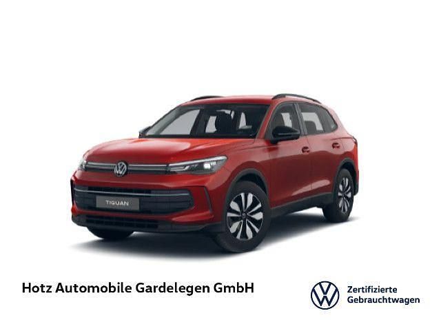 Gebraucht VW Tiguan Goal 131 PS (96 kW) 2024 Rot SUV