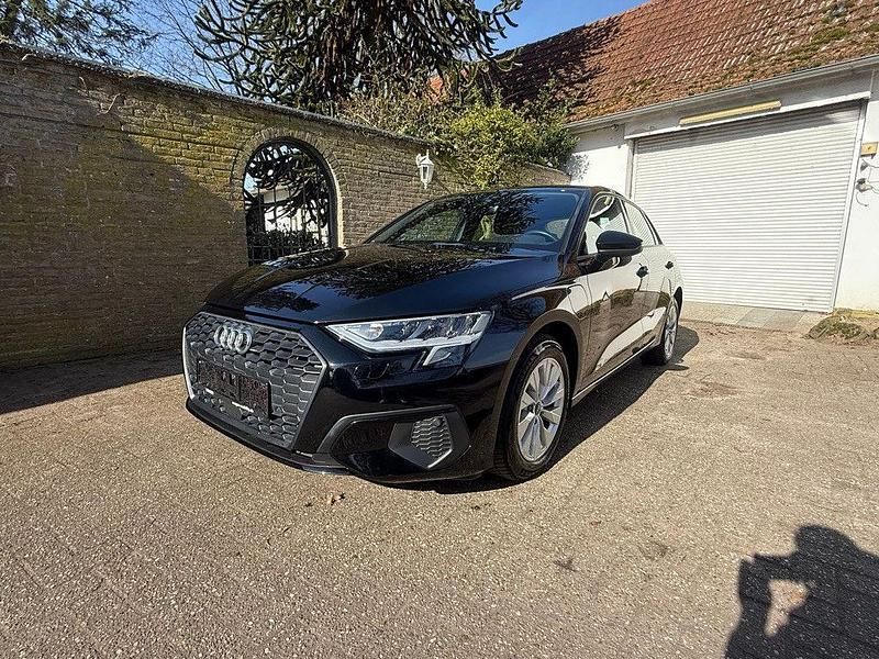 Gebraucht Audi A3 Sport 204 PS (150 kW) 2021 Schwarz Limousine