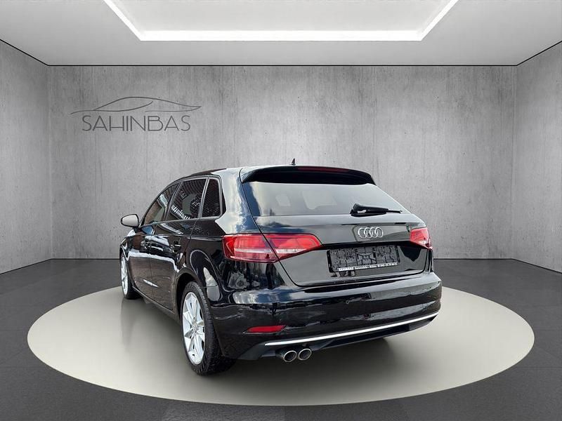 Gebraucht Audi A3 Sport 150 PS (110 kW) 2017 Schwarz Limousine