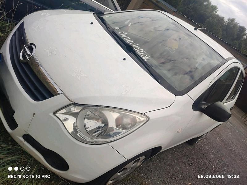 Weiß Gebraucht 2012 Opel Agila Kleinwagen | 2.500 € - Bild 1/4