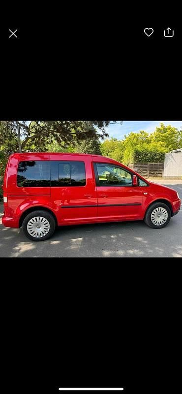Gebraucht VW Caddy 140 PS (102 kW) 2010 Rot Van / Kleinbus