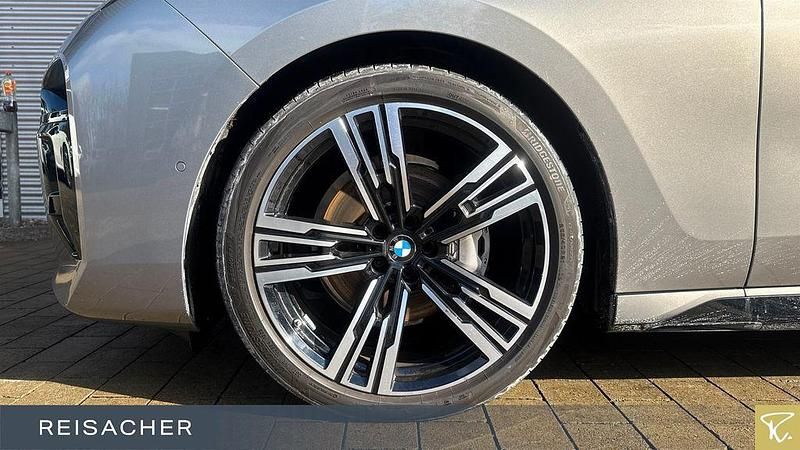 Gebraucht BMW 740 M Sport 286 PS (210 kW) 2025 Grau Limousine