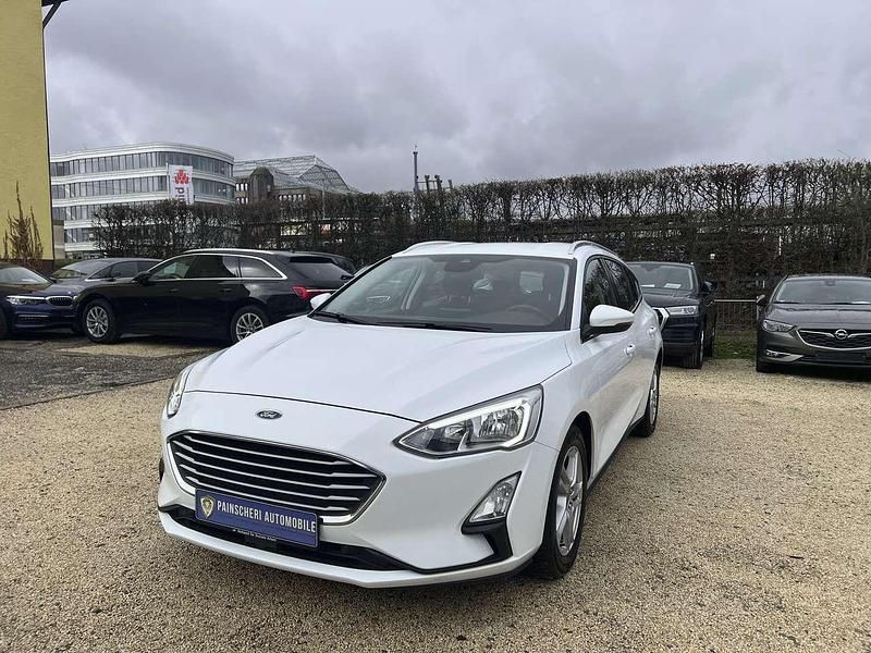 Gebraucht Ford Focus Cool & Connect 120 PS (88 kW) 2020 Frozen white Kombi