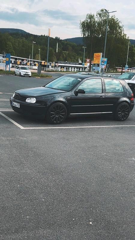 Gebraucht VW Golf IV Pacific 101 PS (74 kW) 2003 Schwarz Kleinwagen