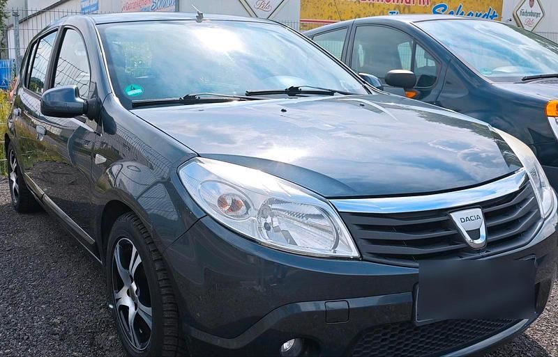 Schwarz Gebraucht 2008 Dacia Sandero Kleinwagen | 2.300 € (Fairer Preis) - Bild 1/4