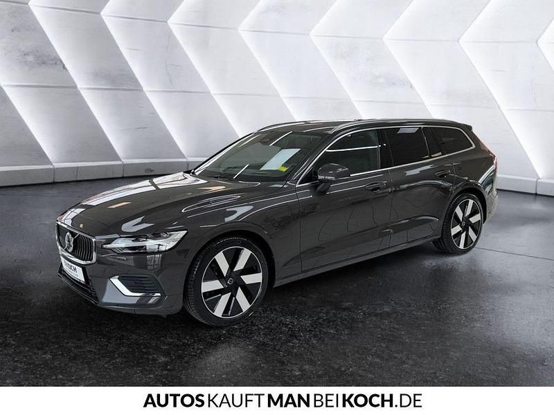 Gebraucht Volvo V60 Plus 253 PS (186 kW) 2025 Grau Kombi