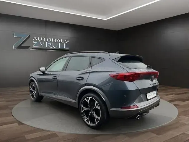 Używany Cupra Formentor VZ2 245 KM (180 kW) 2022 Szary SUV