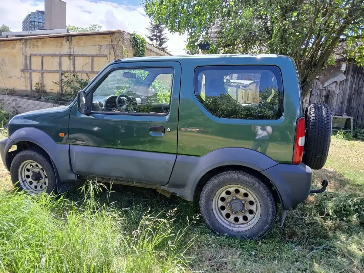 Gebraucht Suzuki Jimny 86 PS (63 kW) 2011 Grün SUV