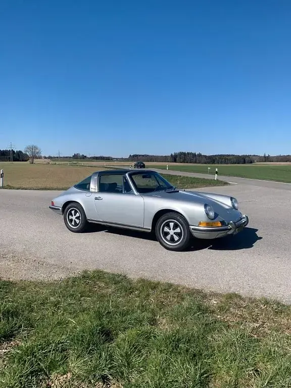 Gebraucht Porsche 911 140 PS (102 kW) 1972 Silber