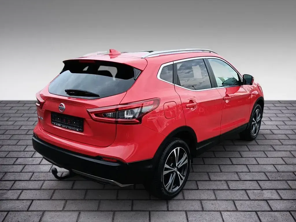 Gebraucht Nissan Qashqai N-Connecta 116 PS (85 kW) 2017 Rot SUV