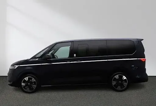 Gebraucht VW Multivan Style 150 PS (110 kW) 2026 Blau Van / Kleinbus