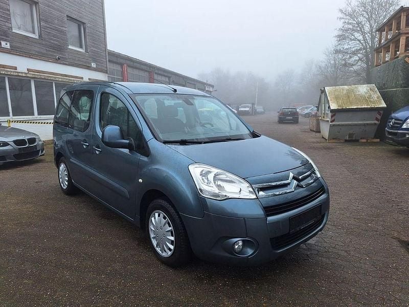 Blau Gebraucht 2009 Citroën Berlingo Van / Kleinbus | 3.700 € (Guter Preis) - Bild 1/4
