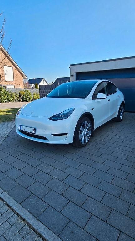 Gebraucht Tesla Model Y 219 kW (299 PS) 2024 Weiß SUV
