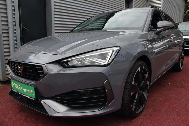 Graphene grey (metallic) Gebraucht 2021 Cupra Leon Kombi | 20.979 € (Fairer Preis) - Bild 1/4