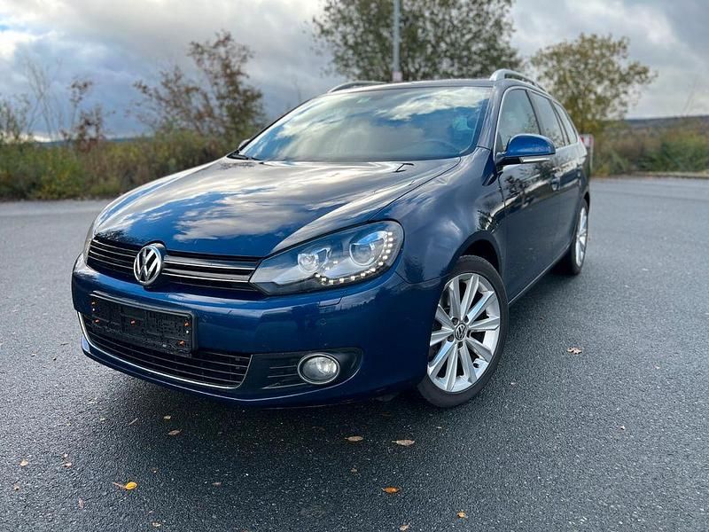 Blau Gebraucht 2011 VW Golf VI Highline Limousine | 7.999 € (Etwas zu teuer) - Bild 1/4