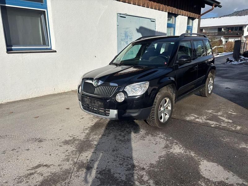 Schwarz Gebraucht 2013 Skoda Yeti Ambition SUV | 9.299 € (Fairer Preis) - Bild 1/4