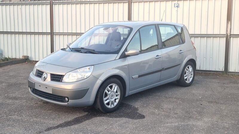 Beige Gebraucht 2005 Renault Scénic II Exception Van / Kleinbus | 1.800 € (Guter Preis) - Bild 1/4