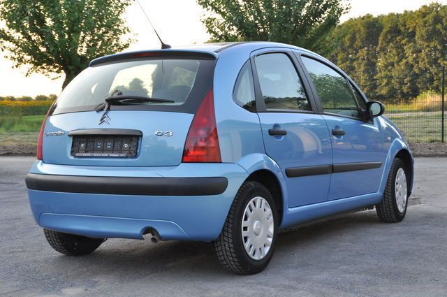 Occasion Citroën C3 73 ch (53 kW) 2004 Bleue Citadine