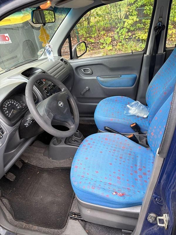 Second-hand Opel Agila 60 CP (44 kW) 2001 Albastru Monovolum