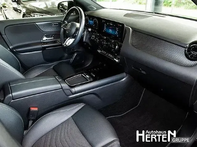 Usata Mercedes GLA200 163 CV (119 kW) 2024 SUV