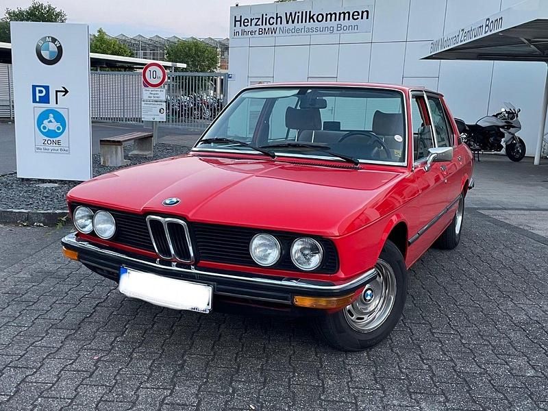 Rot Gebraucht 1976 BMW 518 Limousine | 7.500 € - Bild 1/4