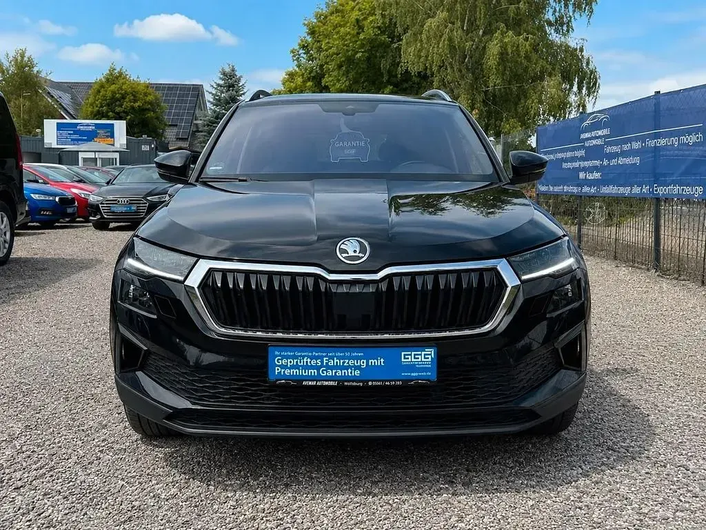 Gebraucht Skoda Karoq Tour 150 PS (110 kW) 2022 Schwarz SUV