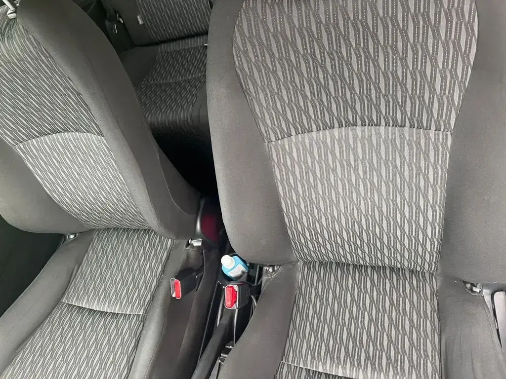Gebraucht Toyota Yaris Cool 99 PS (72 kW) 2012 Schwarz Kleinwagen