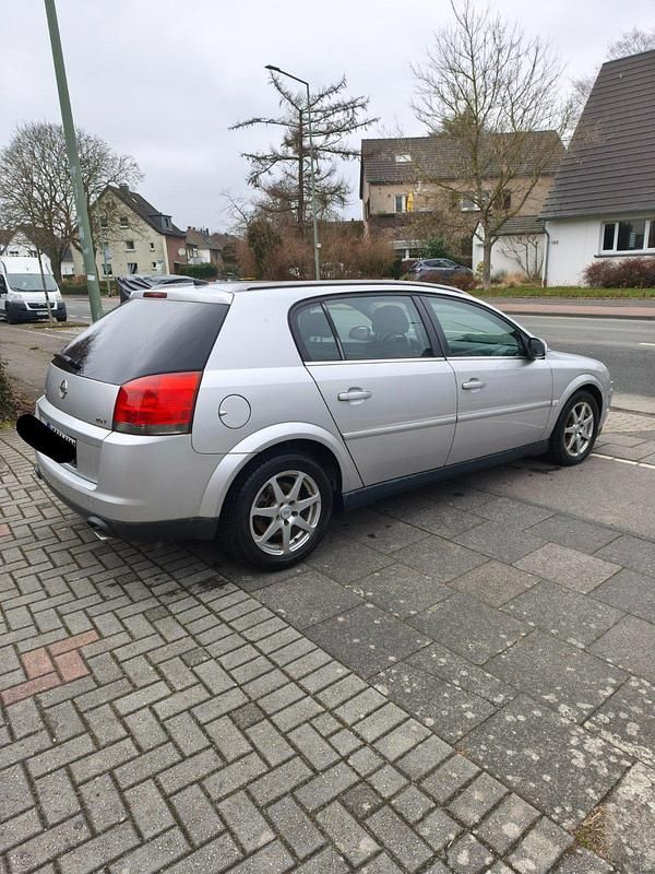 Gebraucht Opel Signum 175 PS (128 kW) 2004 Silber Kleinwagen