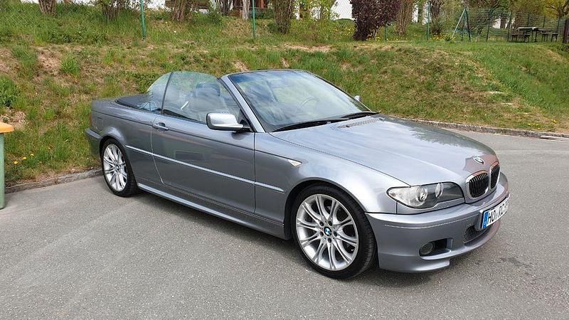 Grau Gebraucht 2003 BMW 320 Cabriolet M Sport Cabrio | 7.900 € (Guter Preis) - Bild 1/4