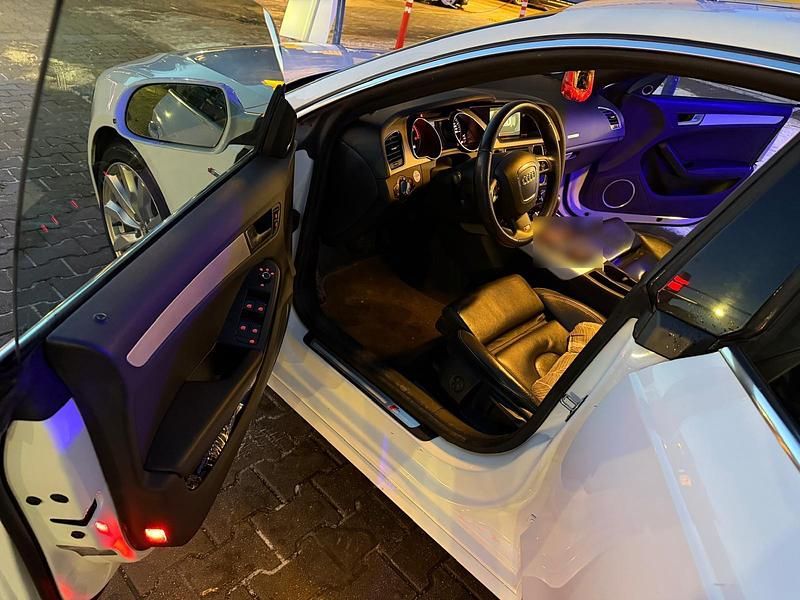 Gebraucht Audi A5 240 PS (176 kW) 2010 Weiß Coupé