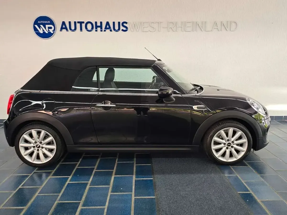 Gebraucht Mini One Cabriolet 102 PS (75 kW) 2020 Schwarz Cabrio