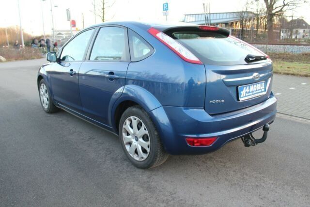Gebraucht Ford Focus Style 101 PS (74 kW) 2008 Blau metallic Limousine