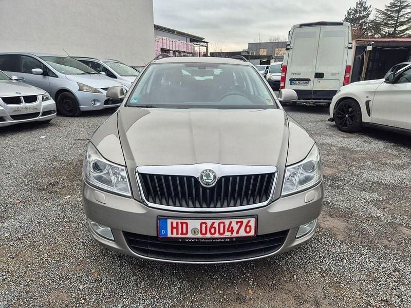 Gebraucht Skoda Octavia Impuls Edition 160 PS (117 kW) 2010 Beige Kombi