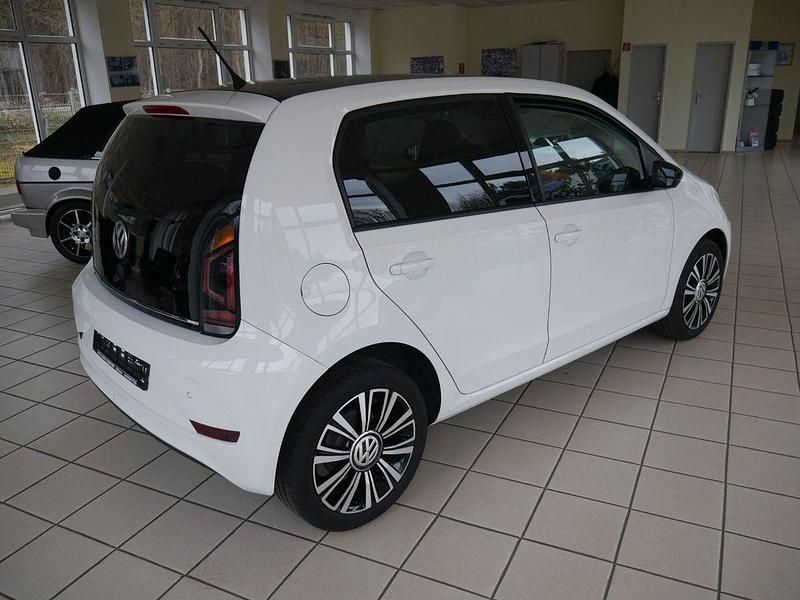 Gebraucht VW up! high up! 75 PS (55 kW) 2017 Weiß Kleinwagen