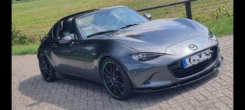 Grau Gebraucht 2018 Mazda MX5 Inclusive Cabrio | 23.450 € (Fairer Preis) - Bild 1/4