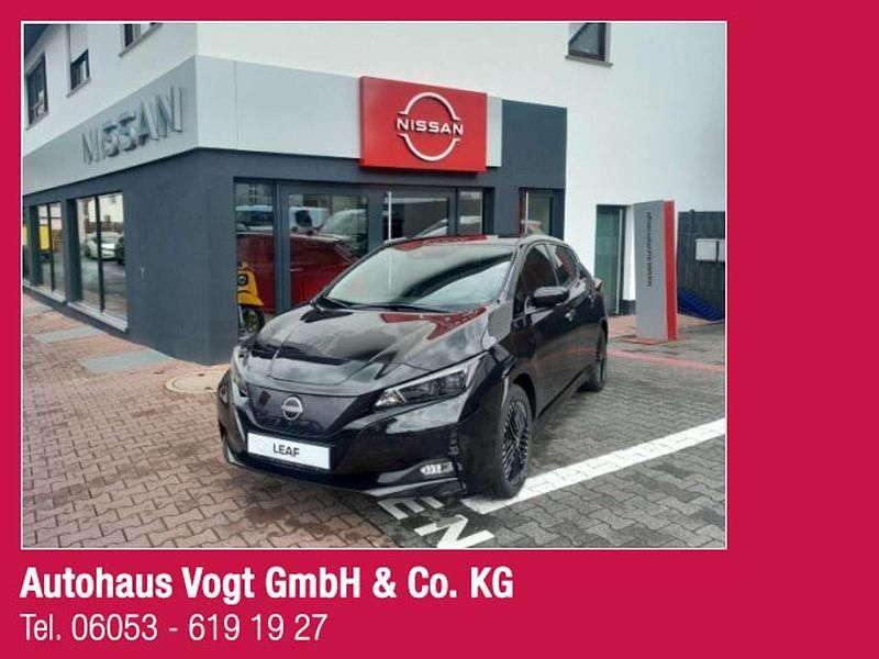 Schwarz Neu 2024 Nissan Leaf Tekna Kleinwagen | 25.900 € (Etwas zu teuer) - Bild 1/4