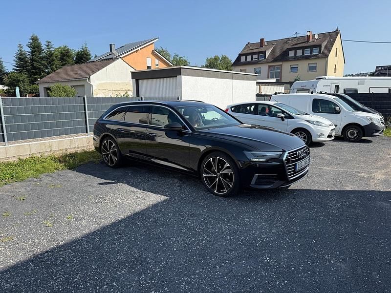 Schwarz Gebraucht 2019 Audi A6 Kombi | 28.500 € (Teuer) - Bild 1/4