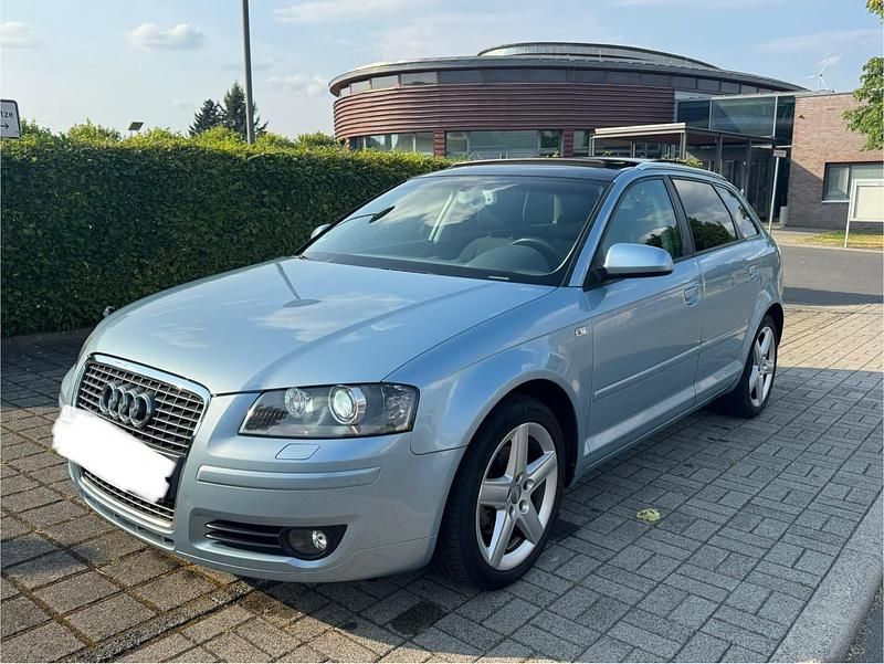 Blau Gebraucht 2007 Audi A3 Limousine | 5.900 € (Etwas zu teuer) - Bild 1/4