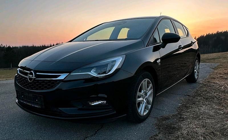 Gebraucht Opel Astra 150 PS (110 kW) 2019 Schwarz Limousine