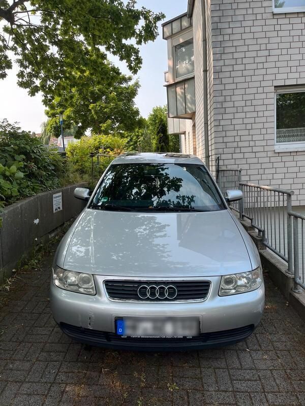 Silber Gebraucht 2000 Audi A3 Kleinwagen | 3.500 € (Teuer) - Bild 1/4