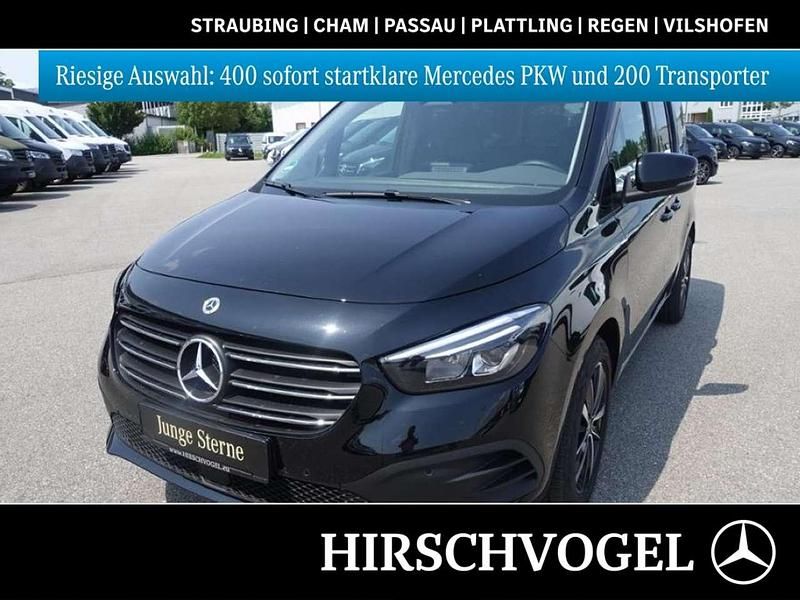Loparitschwarz metallic Gebraucht 2025 Mercedes 180 Progressive Limousine | 31.900 € (Etwas zu teuer) - Bild 1/4