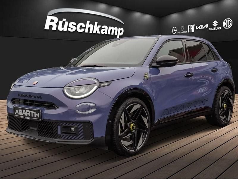 Violett Gebraucht 2025 Abarth 600e Scorpionissima SUV | 40.980 € (Guter Preis) - Bild 1/4