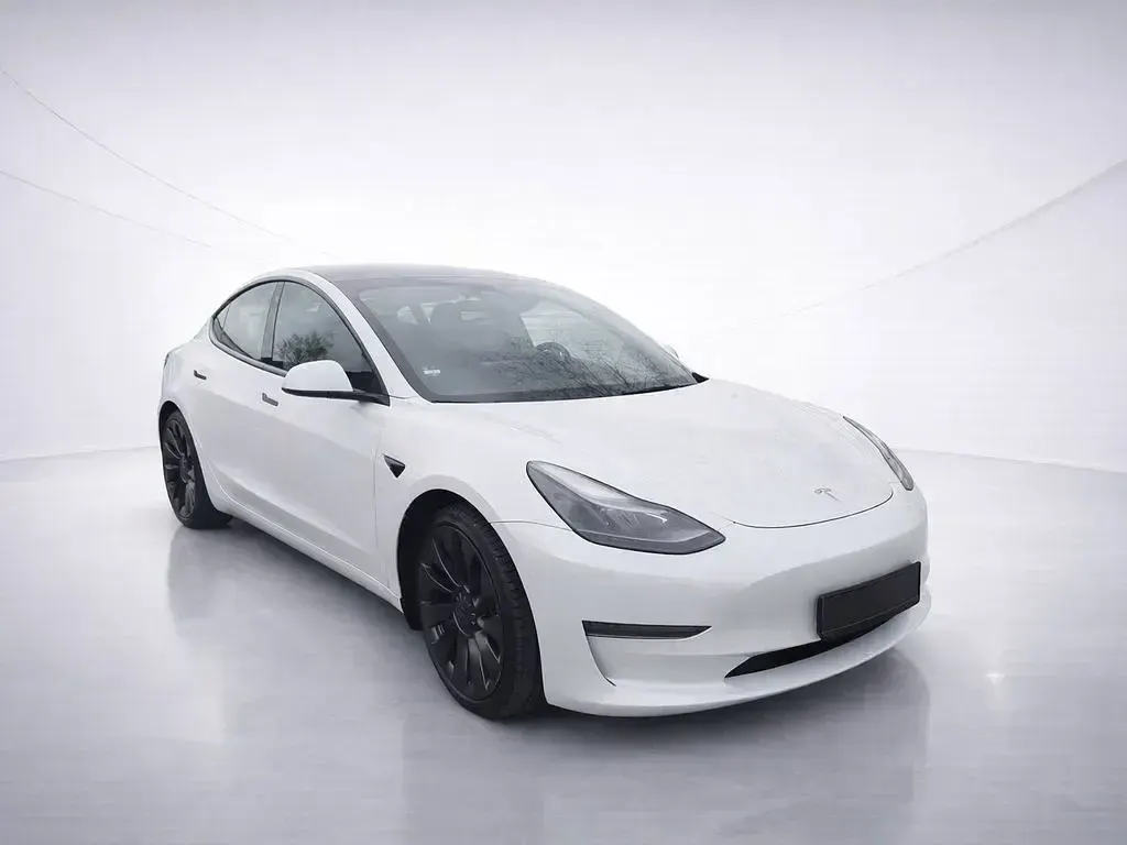 Used Tesla Model 3 Performance 392 kW (534 HP) 2022 White Sedan