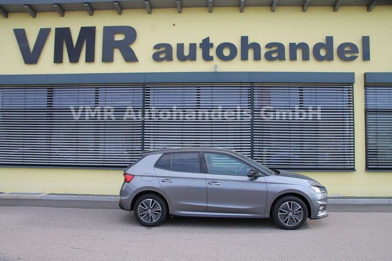 Grau Gebraucht 2023 Skoda Fabia Monte Carlo Limousine | 21.890 € (Fairer Preis) - Bild 1/4