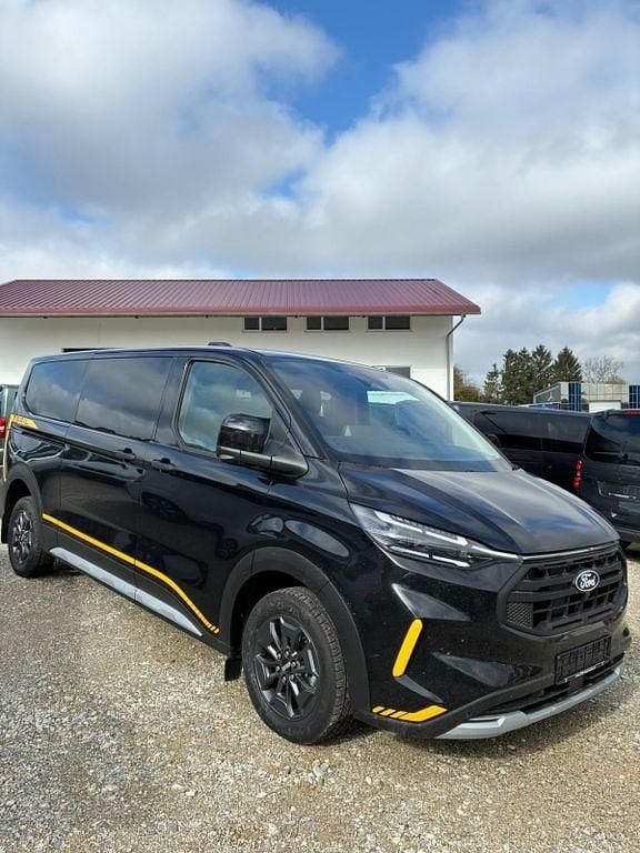 Neu Ford Transit Custom 170 PS (125 kW) 2025 Grau Kombi